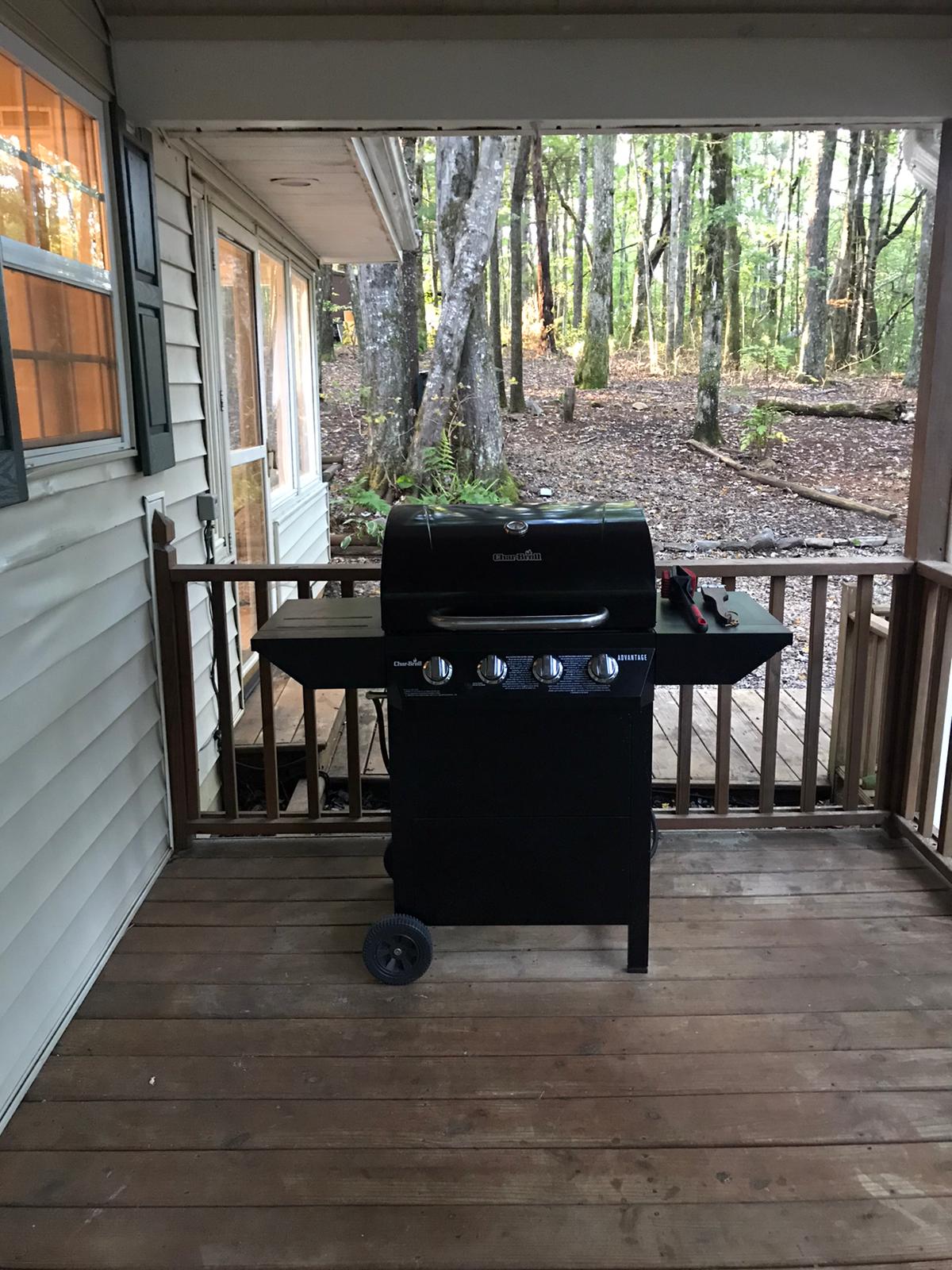 Brevard cabin with a harming view and a wood stove fireplace, Rosman, Highlands, Cashier, Lake Toxaway, cabin rental